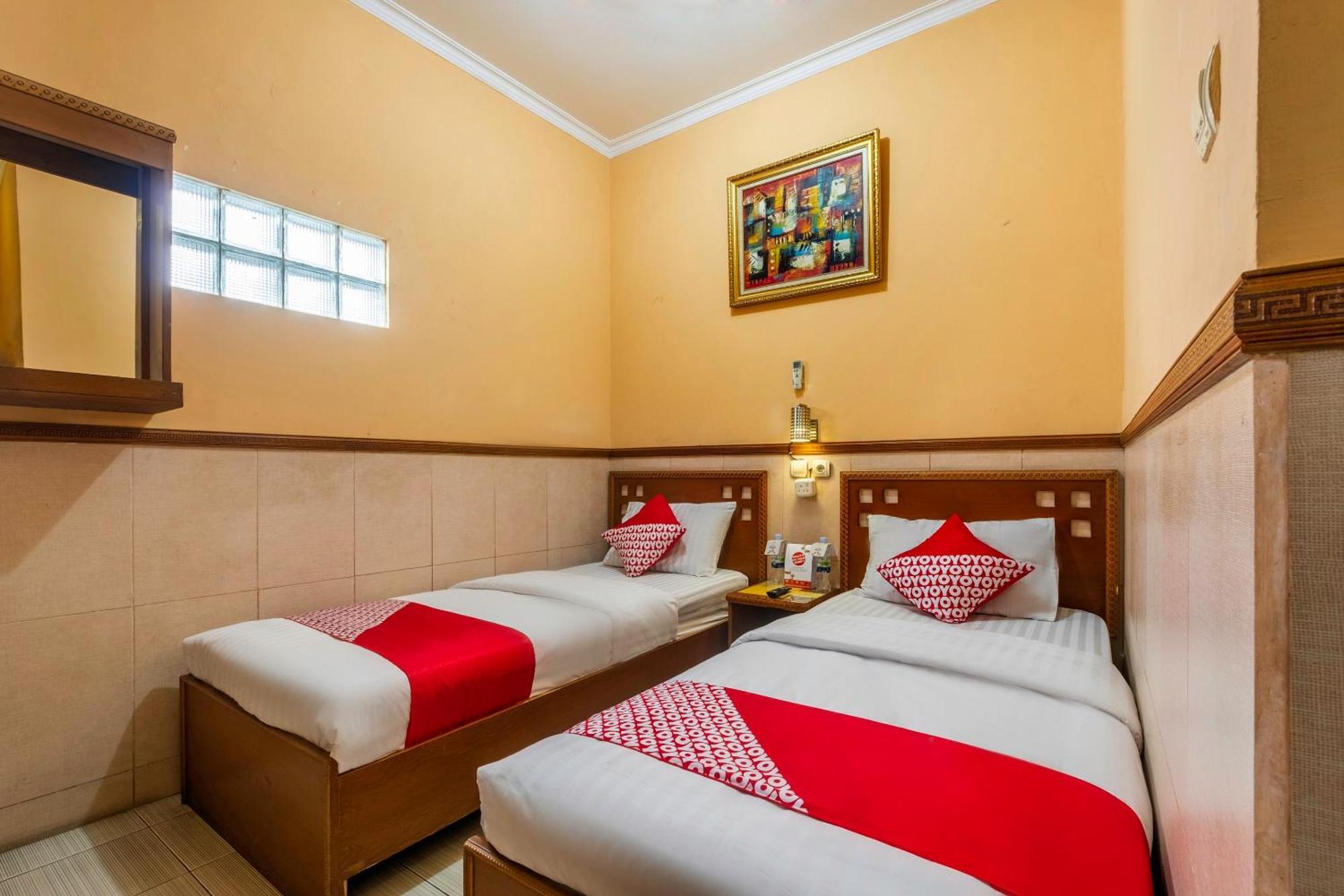 OYO 1446 Patradisa Hotel Bandung Bagian luar foto