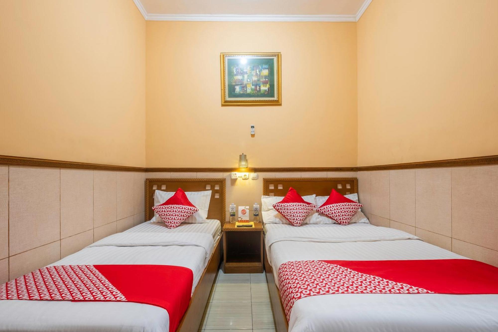 OYO 1446 Patradisa Hotel Bandung Bagian luar foto