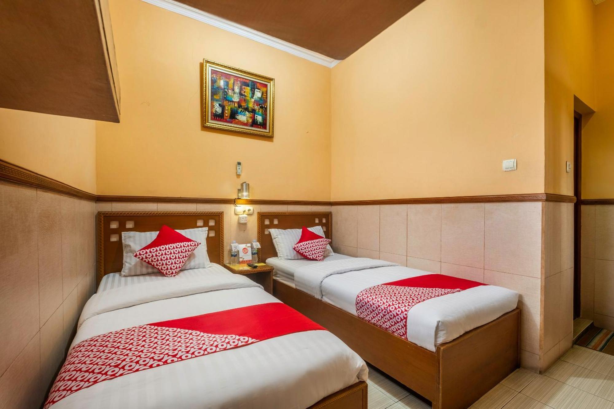 OYO 1446 Patradisa Hotel Bandung Bagian luar foto
