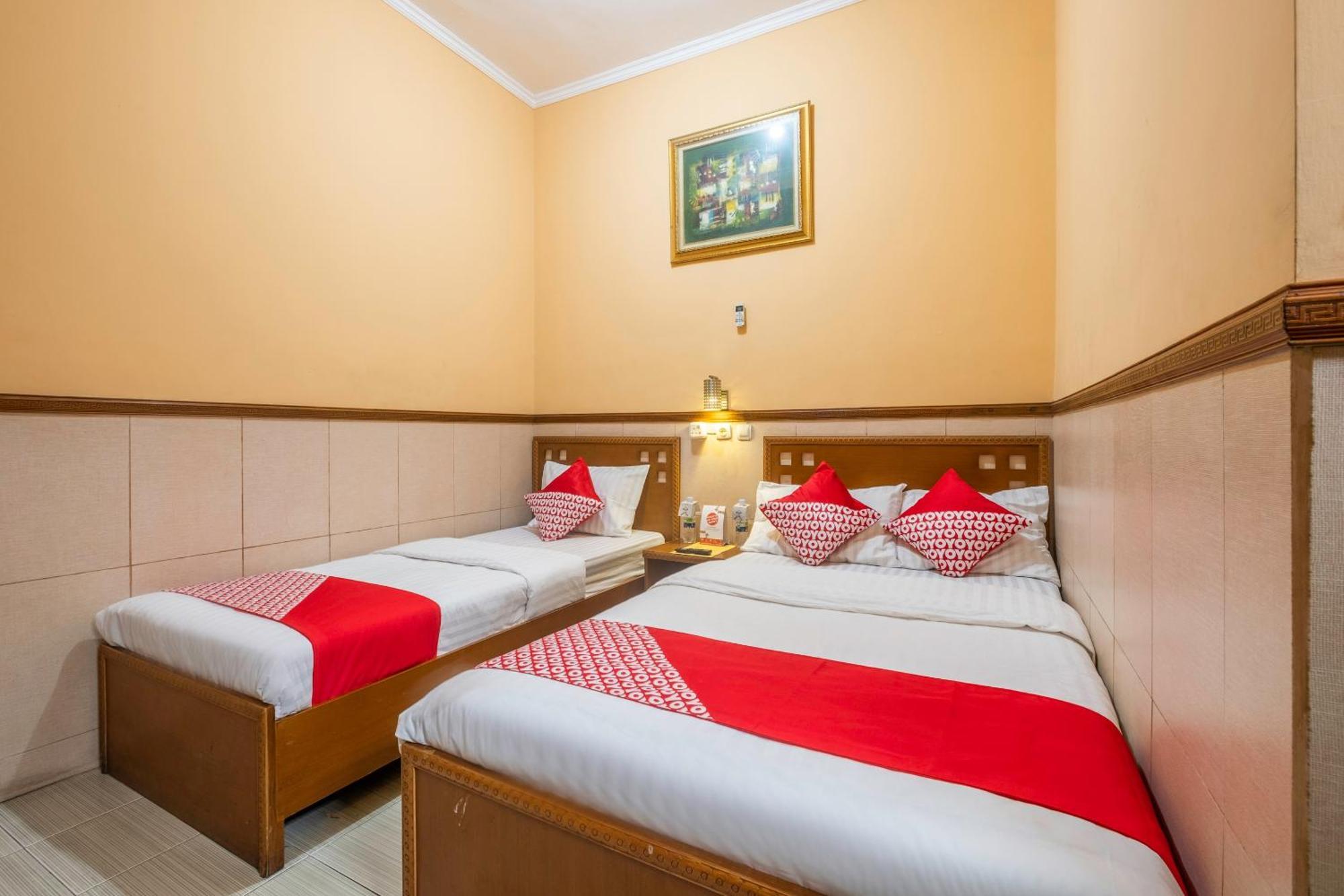 OYO 1446 Patradisa Hotel Bandung Bagian luar foto