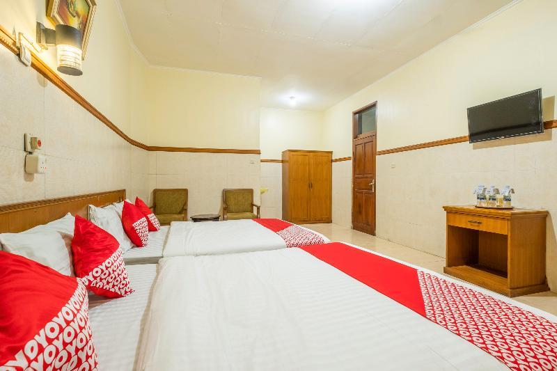 OYO 1446 Patradisa Hotel Bandung Bagian luar foto